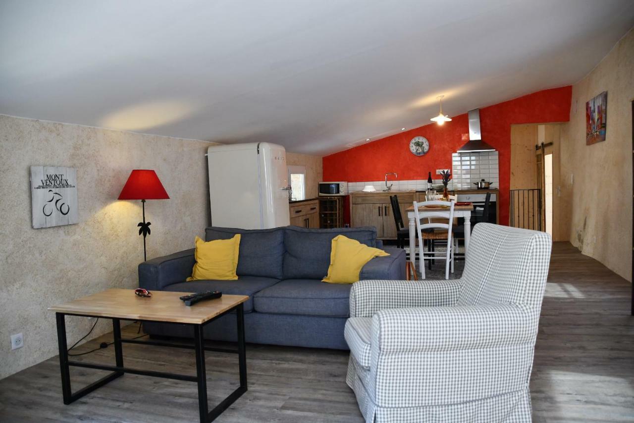 Le Pigeonnier Apartment Malaucène Екстериор снимка
