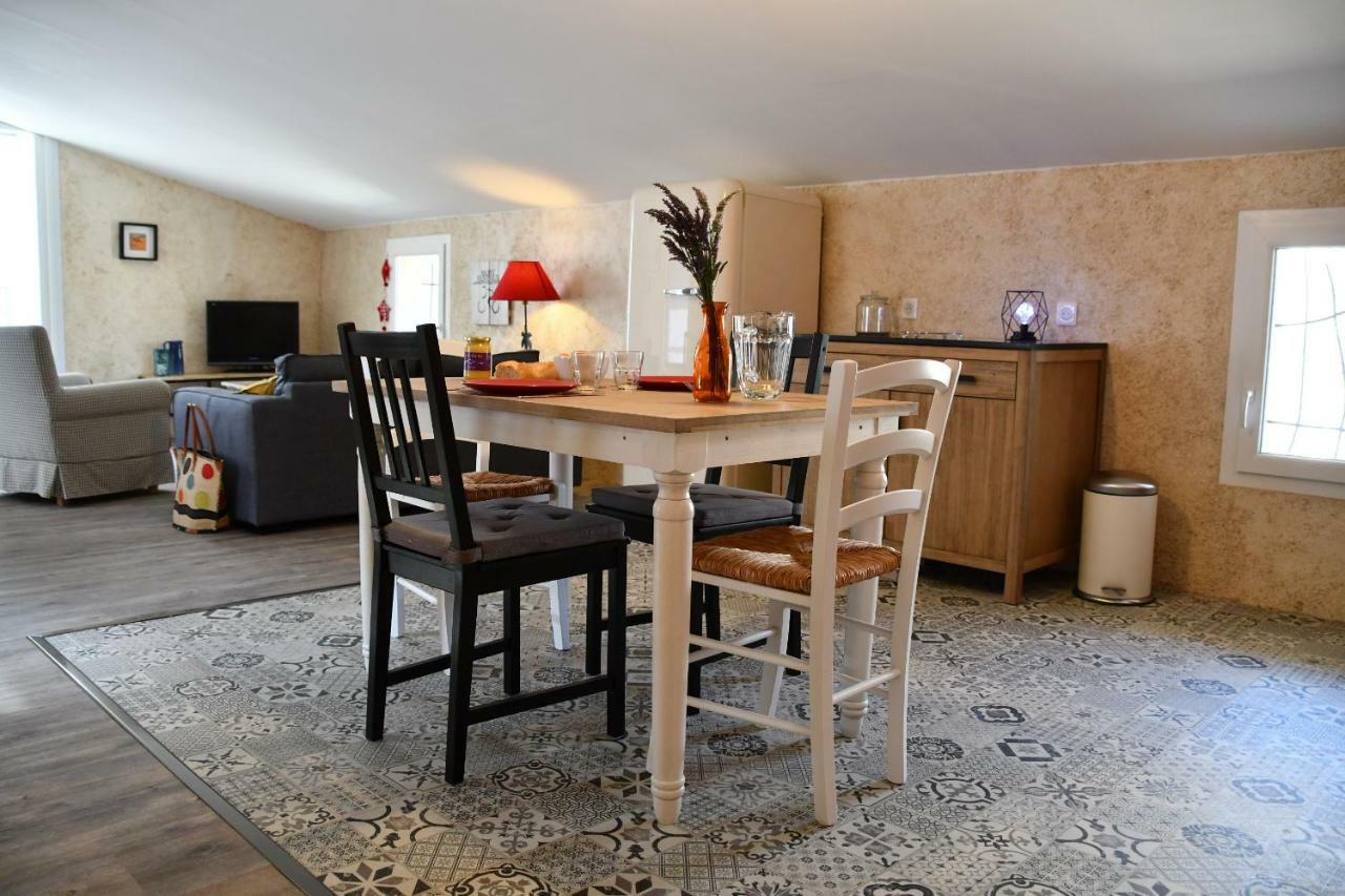 Le Pigeonnier Apartment Malaucène Екстериор снимка