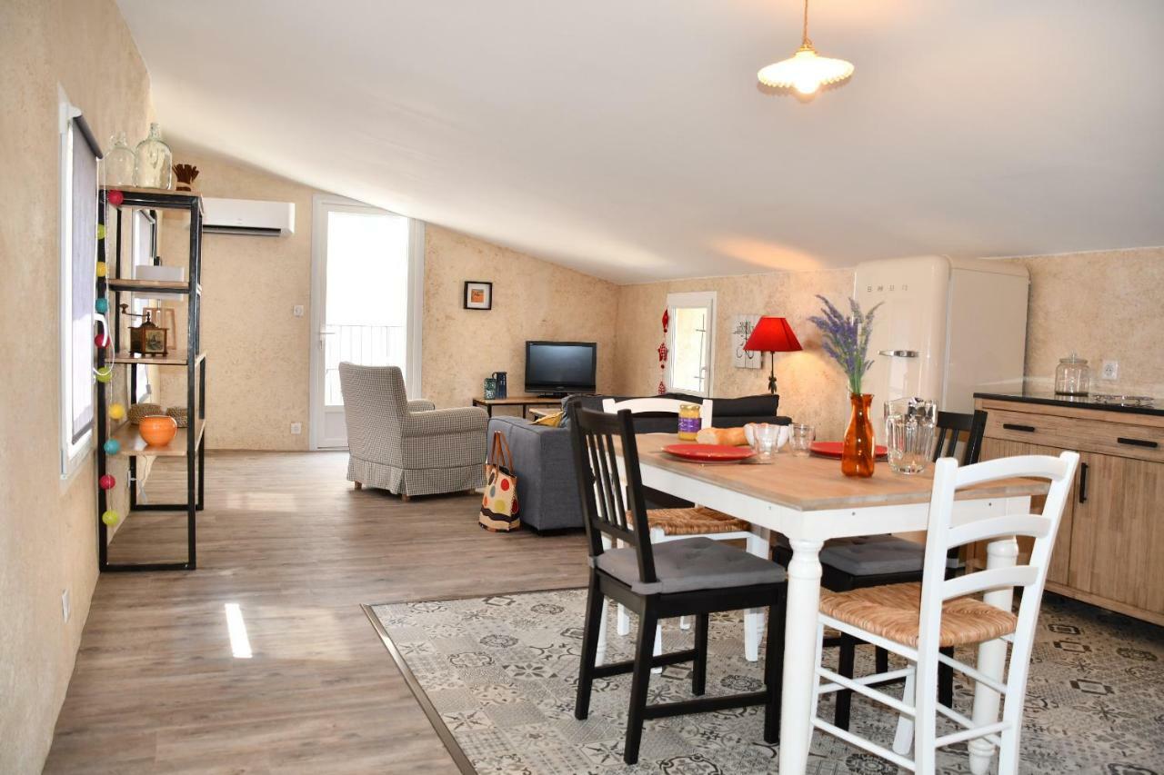 Le Pigeonnier Apartment Malaucène Екстериор снимка